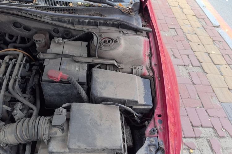 Used Mazda 6 2012 2.0L Automatic Fashion Edition Engine Bay Left