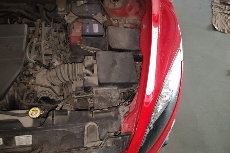 Used Mazda 6 2012 Coupe 2.0L Automatic Elite Edition Engine Bay Left