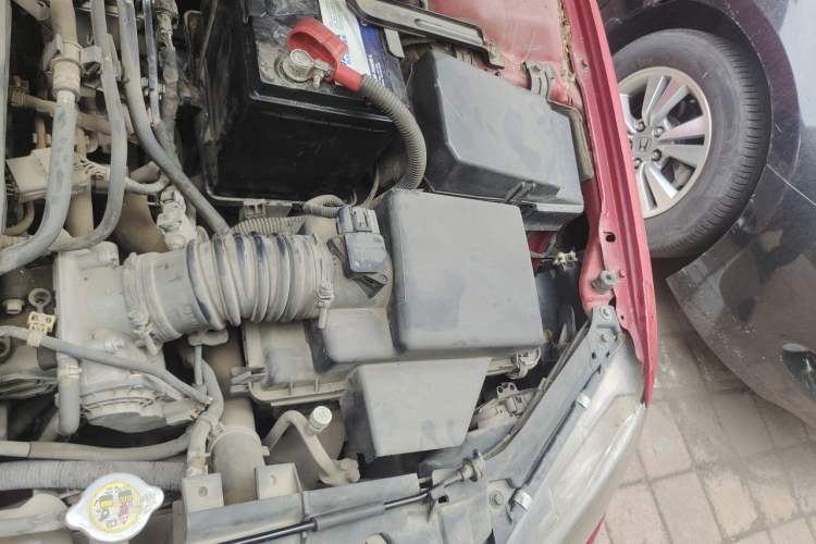 Used Mazda 6 2012 2.0L Automatic Fashion Edition Engine Bay Left