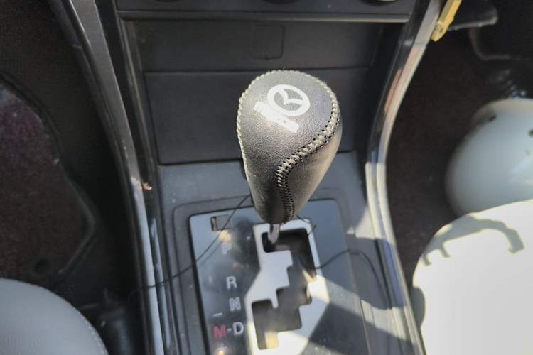 Used Mazda 6 2012 2.0L Automatic Elite Edition Gear Lever