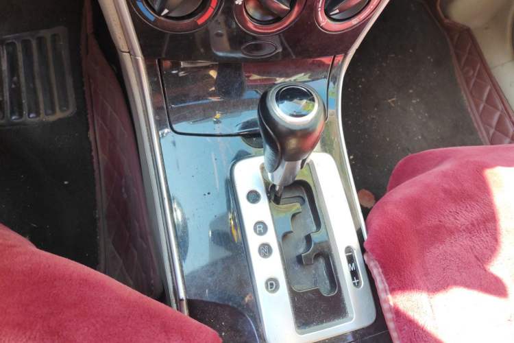 Used Mazda 6 2012 2.0L Automatic Fashion Edition Gear Lever
