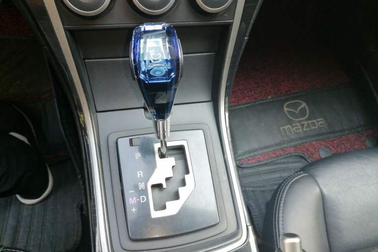 Used Mazda 6 2012 2.0L Automatic Ultra-Luxury Version Gear Lever