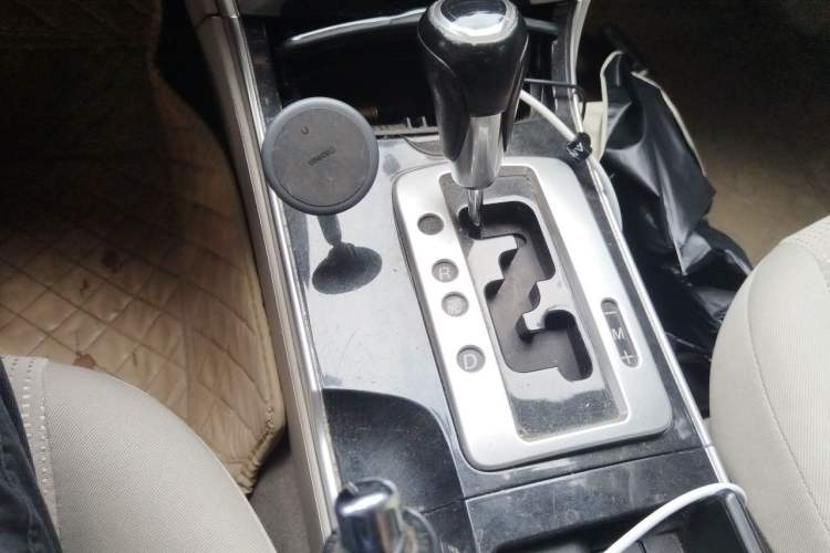 Used Mazda 6 2012 2.0L Automatic Fashion Edition Gear Lever