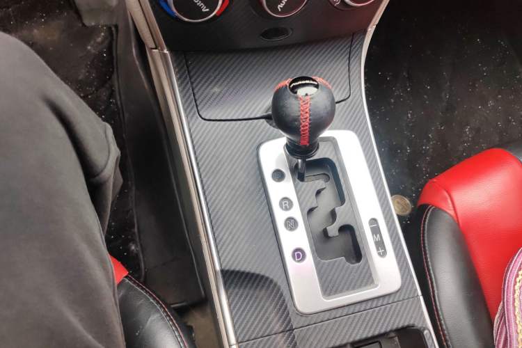Used Mazda 6 2012 2.0L Automatic Fashion Edition Gear Lever
