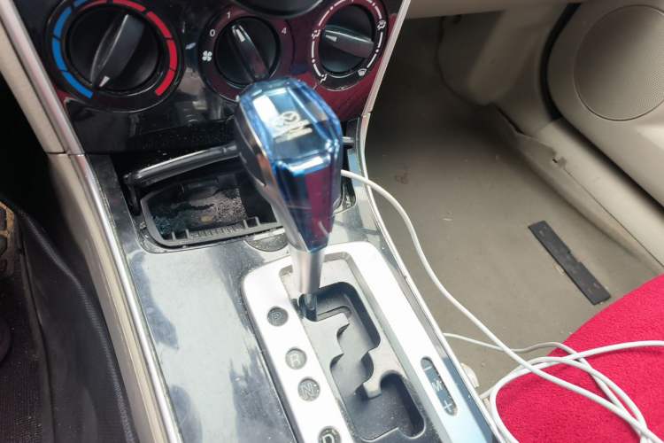 Used Mazda 6 2012 2.0L Automatic Fashion Edition Gear Lever