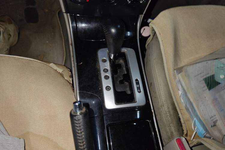 Used Mazda 6 2012 2.0L Automatic Fashion Edition Gear Lever
