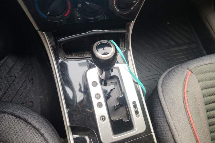 Used Mazda 6 2012 2.0L Automatic Fashion Edition Gear Lever