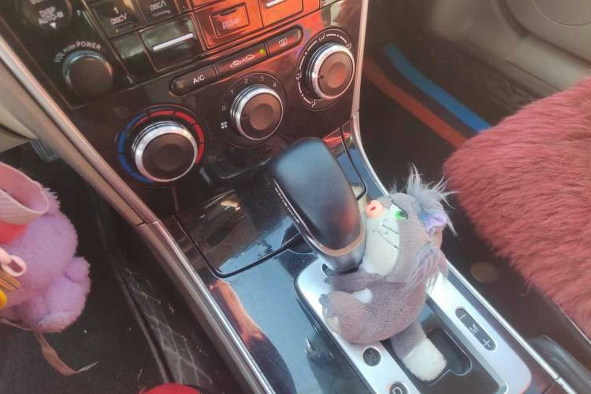 Used Mazda 6 2012 2.0L Automatic Fashion Edition Gear Lever