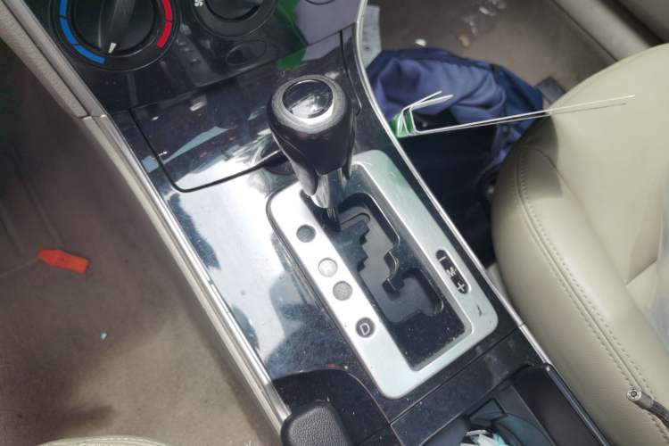 Used Mazda 6 2012 2.0L Automatic Fashion Edition Gear Lever