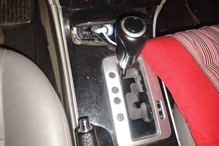 Used Mazda 6 2012 2.0L Automatic Fashion Edition Gear Lever