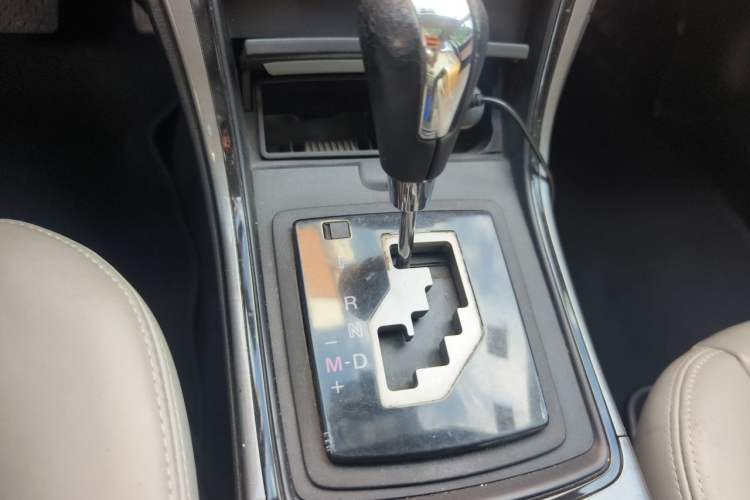 Used Mazda 6 2012 2.0L Automatic Luxury Edition Gear Lever