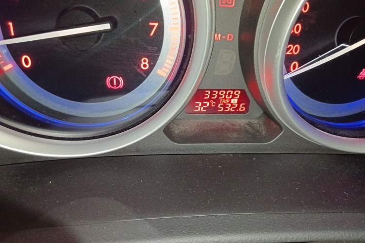 Used Mazda 6 2012 2.0L Automatic Elite Edition Odometer Close Up