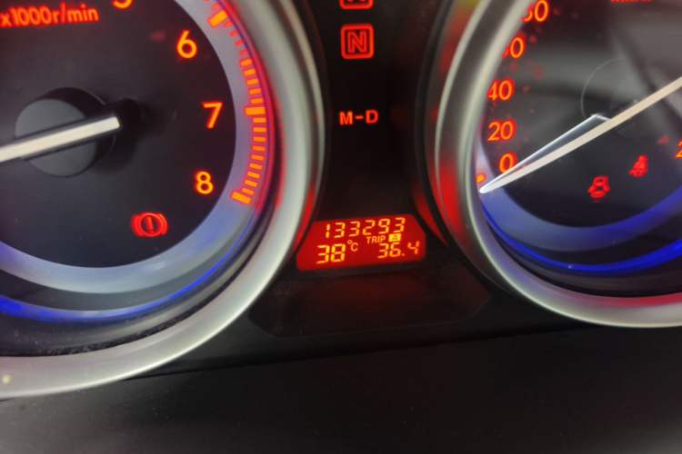 Used Mazda 6 2012 2.0L Automatic Luxury Edition Odometer Close Up