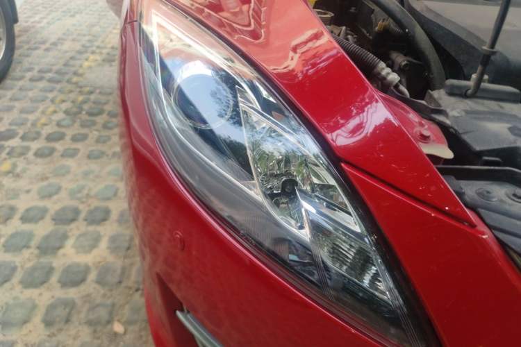 Used Mazda 6 2012 2.0L Automatic Luxury Edition Right Front Headlight