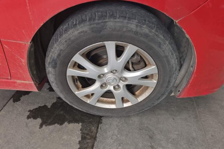 Used Mazda 6 2012 Coupe 2.0L Automatic Elite Edition Right Front Wheel Hub