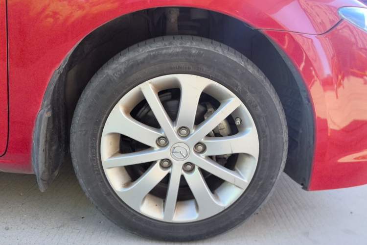 Used Mazda 6 2012 2.0L Automatic Fashion Edition Right Front Wheel Hub