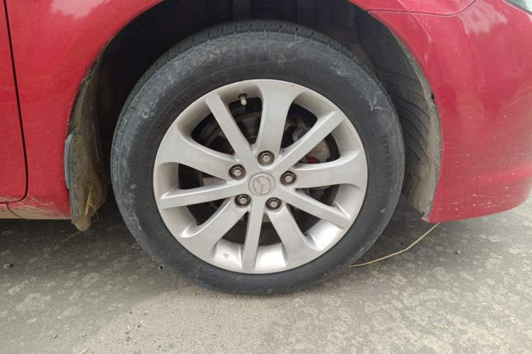 Used Mazda 6 2012 2.0L Automatic Fashion Edition Right Front Wheel Hub