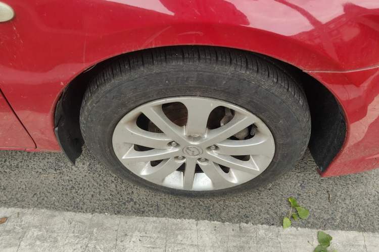 Used Mazda 6 2012 2.0L Automatic Fashion Edition Right Front Wheel Hub
