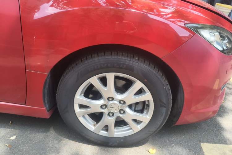 Used Mazda 6 2012 2.0L Automatic Elite Edition Right Front Wheel Hub