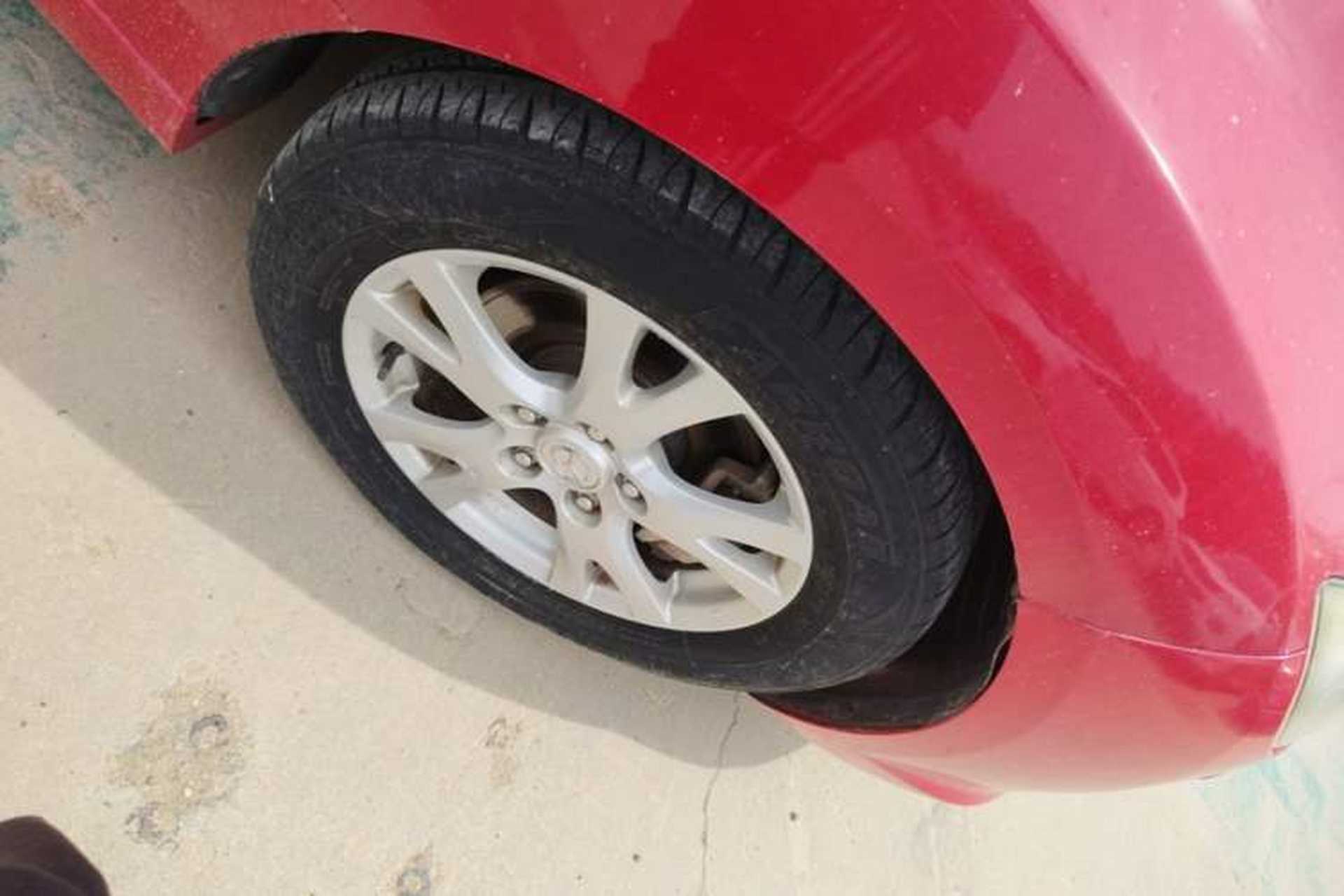 Used Mazda 6 2012 2.0L Automatic Elite Edition Right Front Wheel Hub