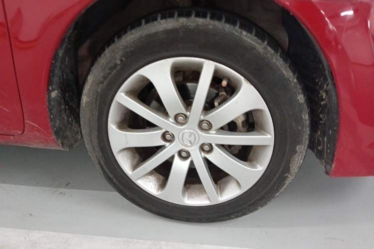 Used Mazda 6 2012 2.0L Automatic Fashion Edition Right Front Wheel Hub