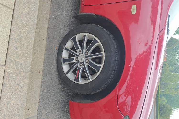 Used Mazda 6 2012 2.0L Automatic Fashion Edition Right Front Wheel Hub