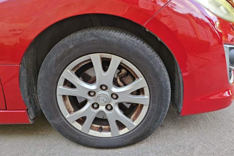 Used Mazda 6 2012 Coupe 2.5L Automatic Supreme Edition Right Front Wheel Hub