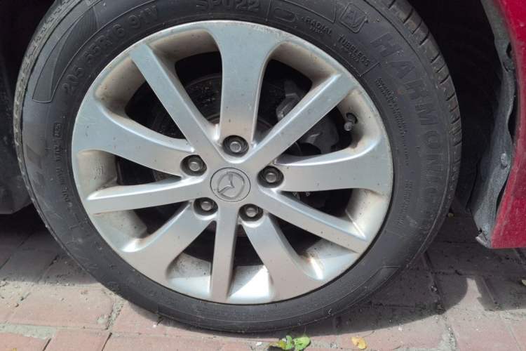 Used Mazda 6 2012 2.0L Automatic Fashion Edition Right Front Wheel Hub