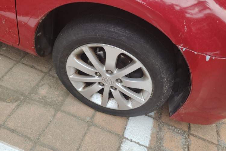 Used Mazda 6 2012 2.0L Automatic Fashion Edition Right Front Wheel Hub