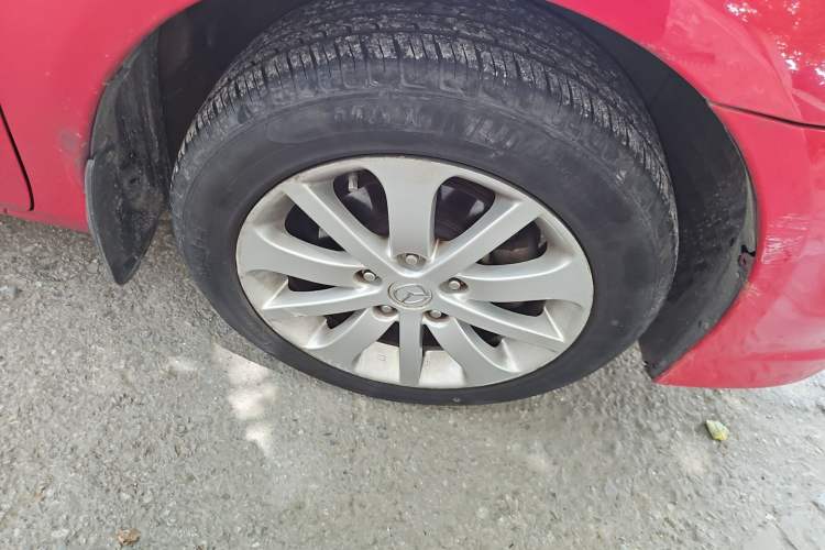 Used Mazda 6 2012 2.0L Automatic Fashion Edition Right Front Wheel Hub