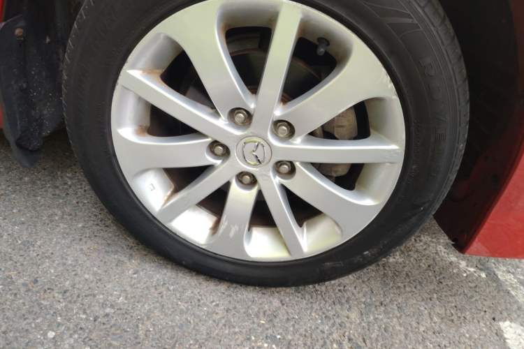 Used Mazda 6 2012 2.0L Automatic Fashion Edition Right Front Wheel Hub
