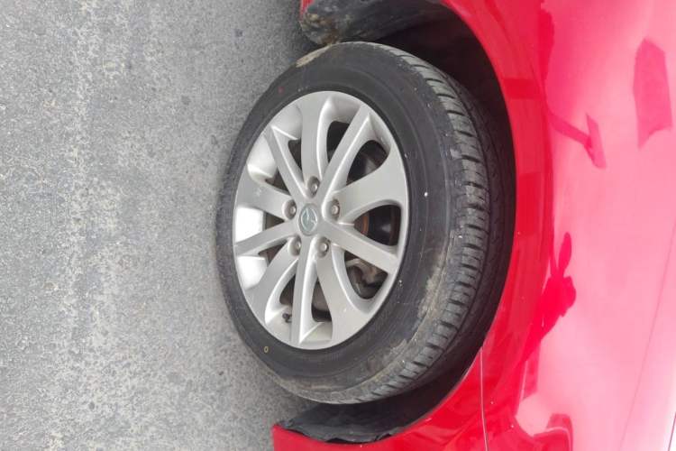 Used Mazda 6 2012 2.0L Automatic Fashion Edition Right Front Wheel Hub