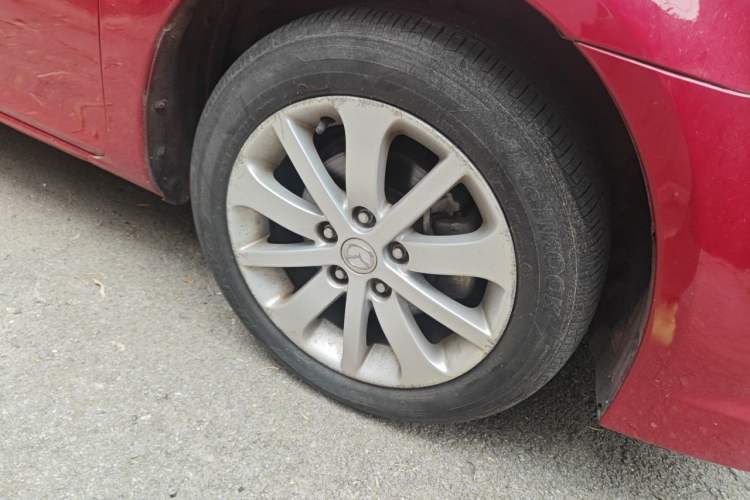 Used Mazda 6 2012 2.0L Automatic Fashion Edition Right Front Wheel Hub