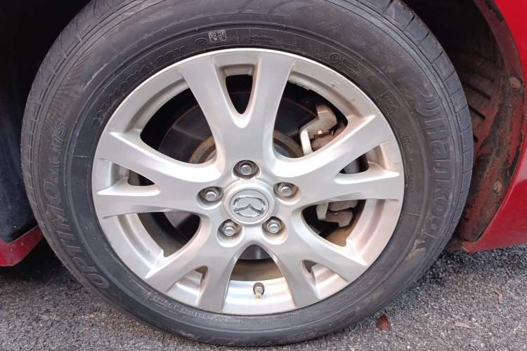 Used Mazda 6 2012 2.5L Automatic Supreme Edition Right Front Wheel Hub