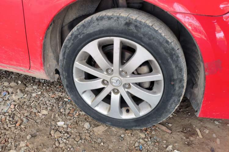 Used Mazda 6 2012 2.0L Automatic Fashion Edition Right Front Wheel Hub