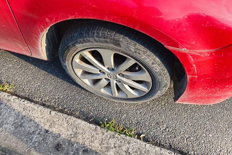 Used Mazda 6 2012 2.0L Automatic Fashion Edition Right Front Wheel Hub
