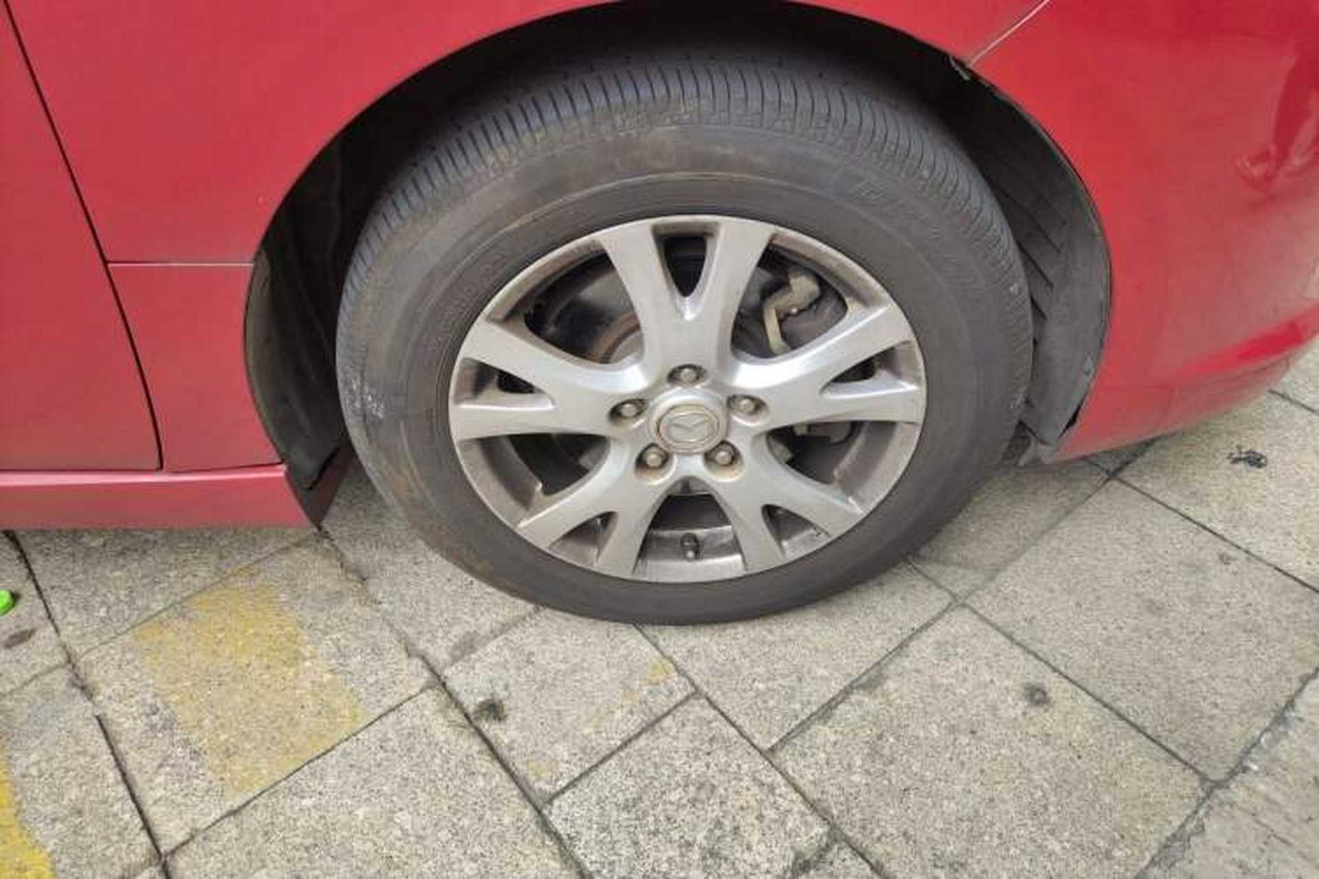 Used Mazda 6 2012 2.0L Automatic Elite Edition Right Front Wheel Hub