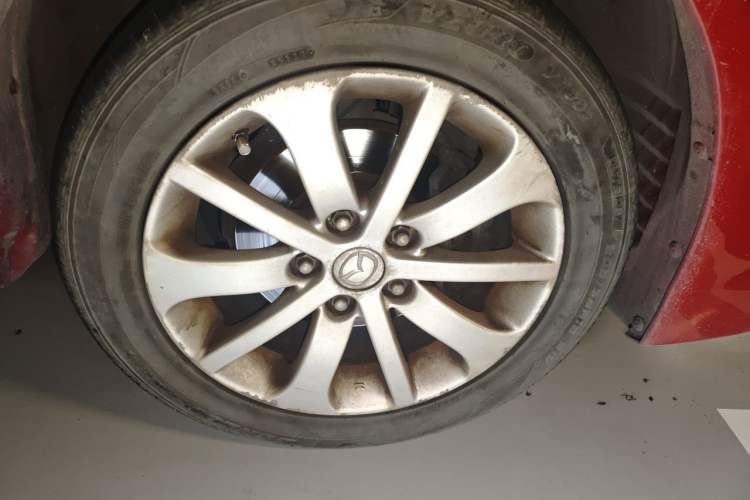 Used Mazda 6 2012 2.0L Automatic Fashion Edition Right Front Wheel Hub