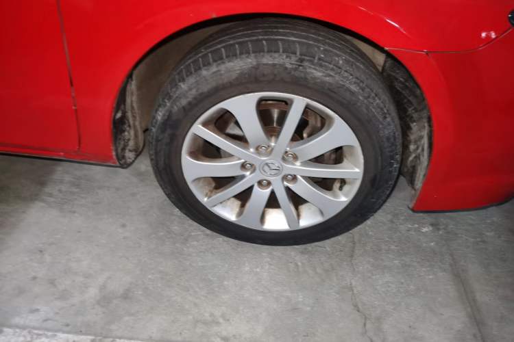 Used Mazda 6 2012 2.0L Automatic Fashion Edition Right Front Wheel Hub
