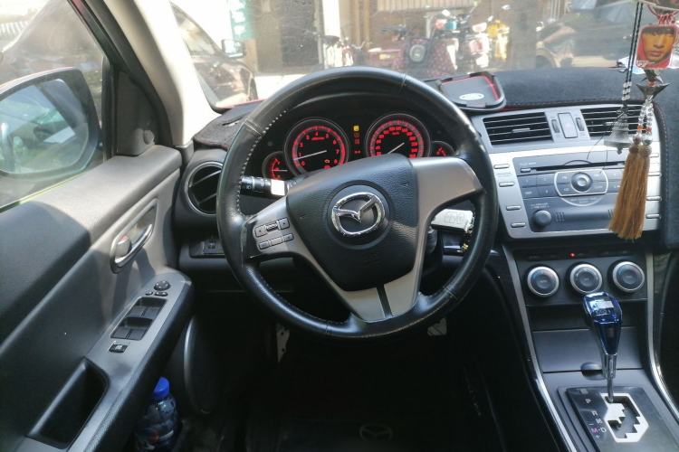 Used Mazda 6 2012 2.0L Automatic Ultra-Luxury Version Steering Wheel