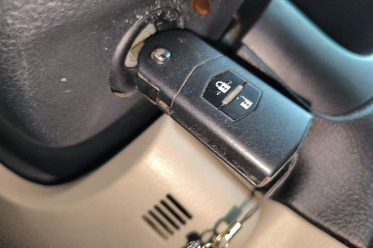 Used Mazda 6 2012 2.0L Automatic Fashion Edition Vehicle Key