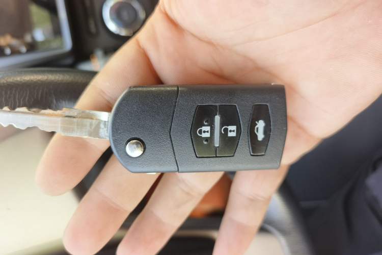 Used Mazda 6 2012 2.0L Automatic Elite Edition Vehicle Key