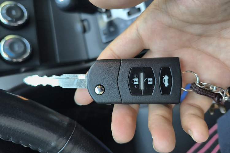 Used Mazda 6 2012 2.0L Automatic Elite Edition Vehicle Key