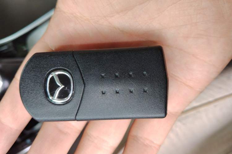 Used Mazda 6 2012 2.0L Automatic Fashion Edition Vehicle Key
