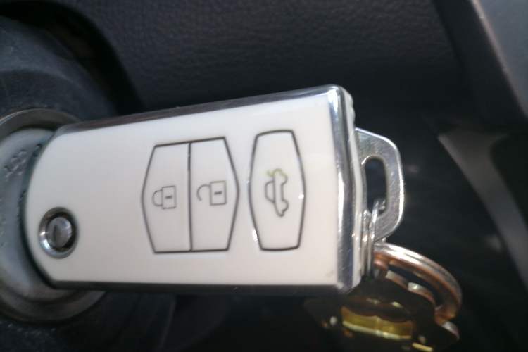 Used Mazda 6 2012 2.0L Automatic Ultra-Luxury Version Vehicle Key