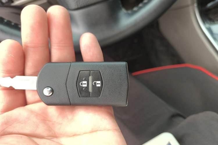 Used Mazda 6 2012 2.0L Automatic Fashion Edition Vehicle Key
