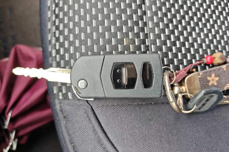 Used Mazda 6 2012 2.0L Automatic Elite Edition Vehicle Key