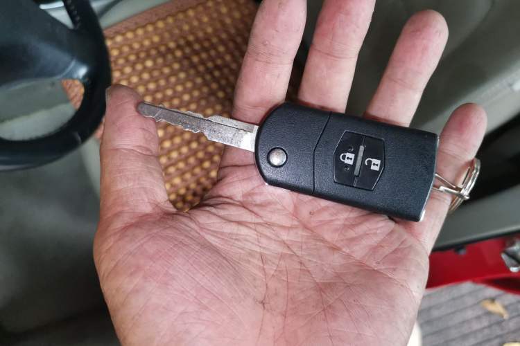 Used Mazda 6 2012 2.0L Automatic Fashion Edition Vehicle Key