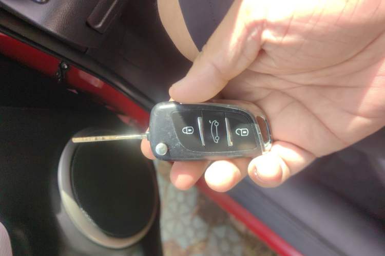 Used Mazda 6 2012 2.0L Automatic Luxury Edition Vehicle Key
