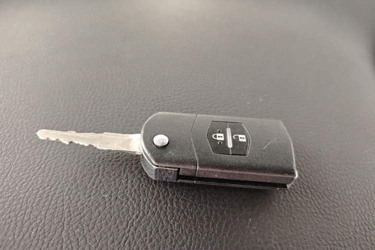 Used Mazda 6 2012 2.0L Automatic Fashion Edition Vehicle Key